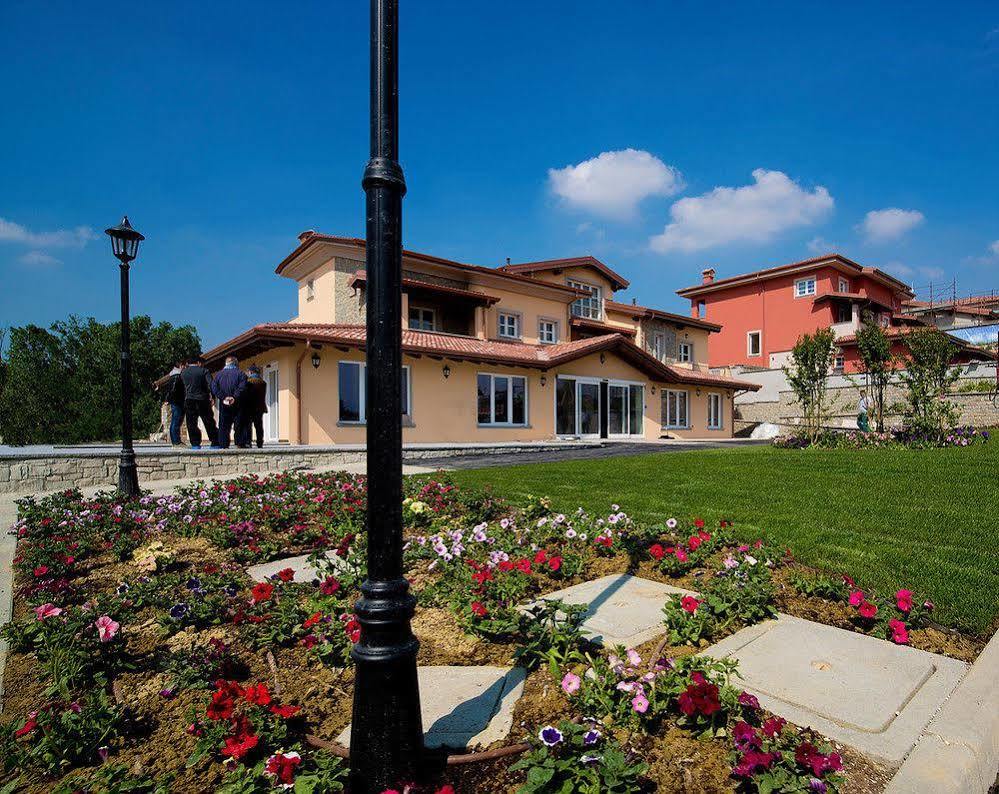 Villa Carolina Resort Castelletto d'Orba Exterior photo